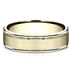 Wedding Band In 14K Yellow Gold, 6.5Mm